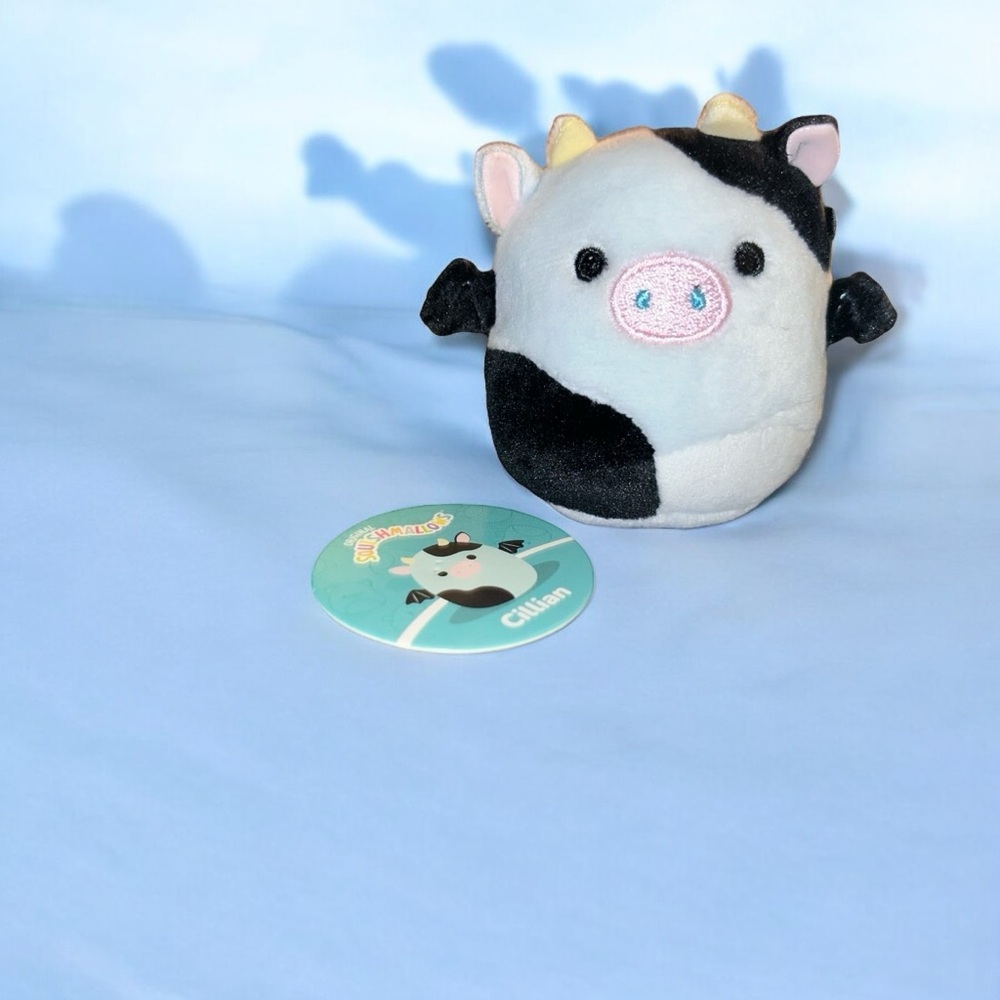 Micromallows Cillian the Cow with Bat Wings 2.5” Legendary Collection